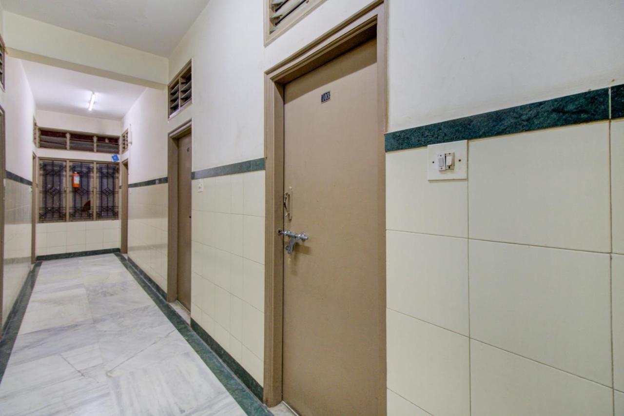 Spot On 75643 Golden Guest House Bengaluru Zewnętrze zdjęcie